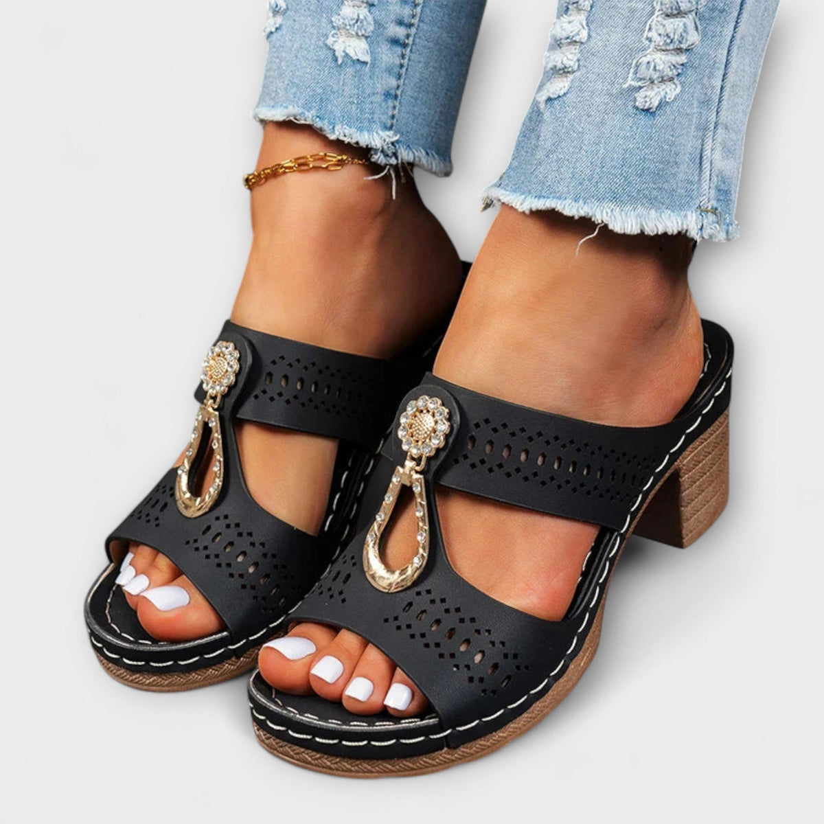 Margarete - Stijlvolle Zwarte Sandalen