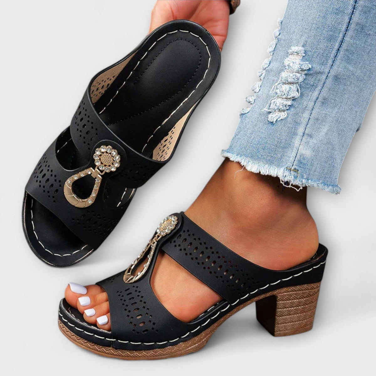 Margarete - Stijlvolle Zwarte Sandalen