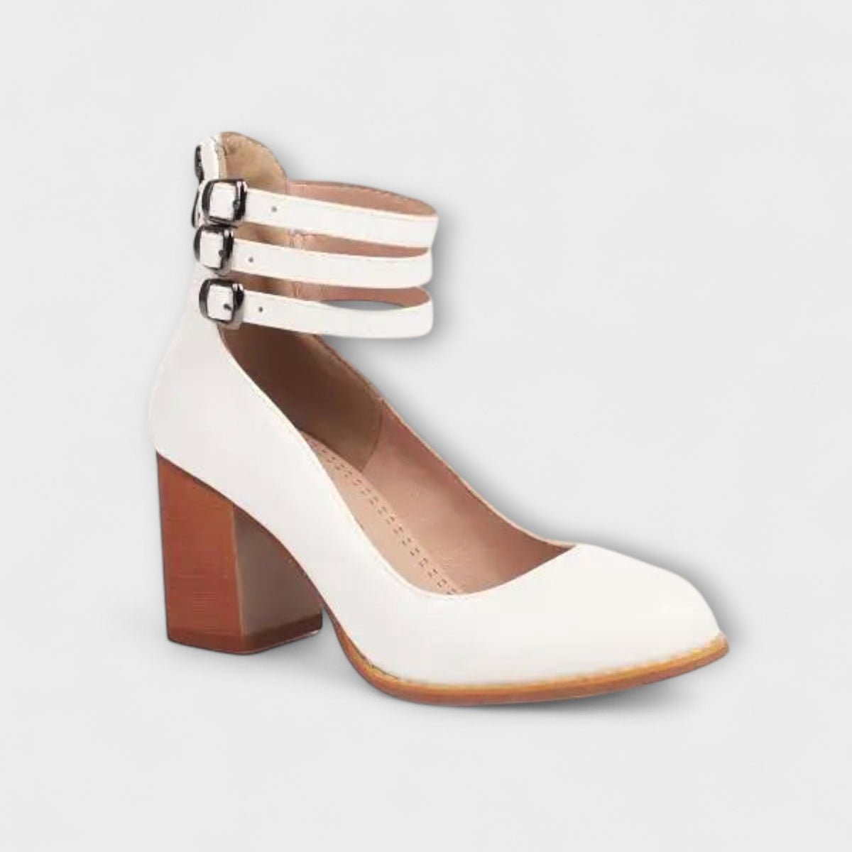 Annegret - Rode Pumps met Bandjes