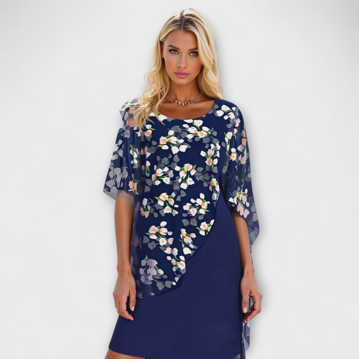 Lyanna - Donkerblauwe Chiffonjurk met Bloemenpatroon